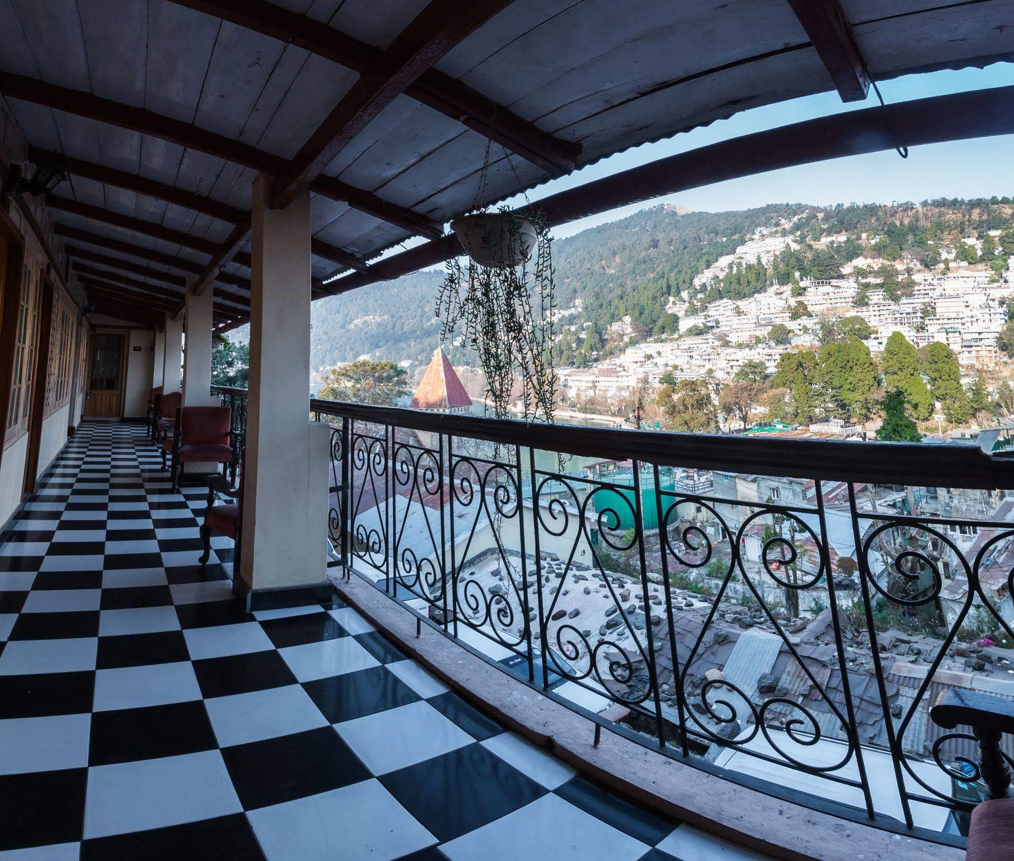 Himalaya Hotel Nainital Exterior photo